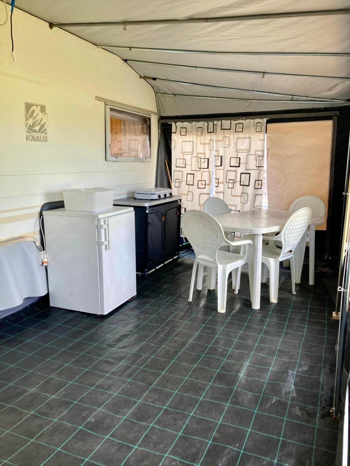 Camping Cala D'Ostia Пула Экстерьер фото