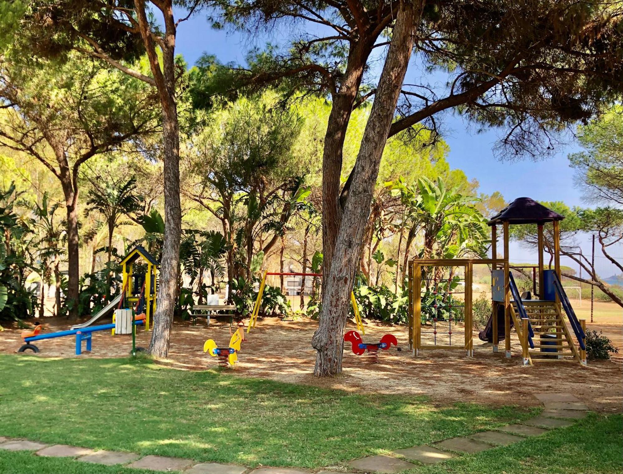 Camping Cala D'Ostia Пула Экстерьер фото