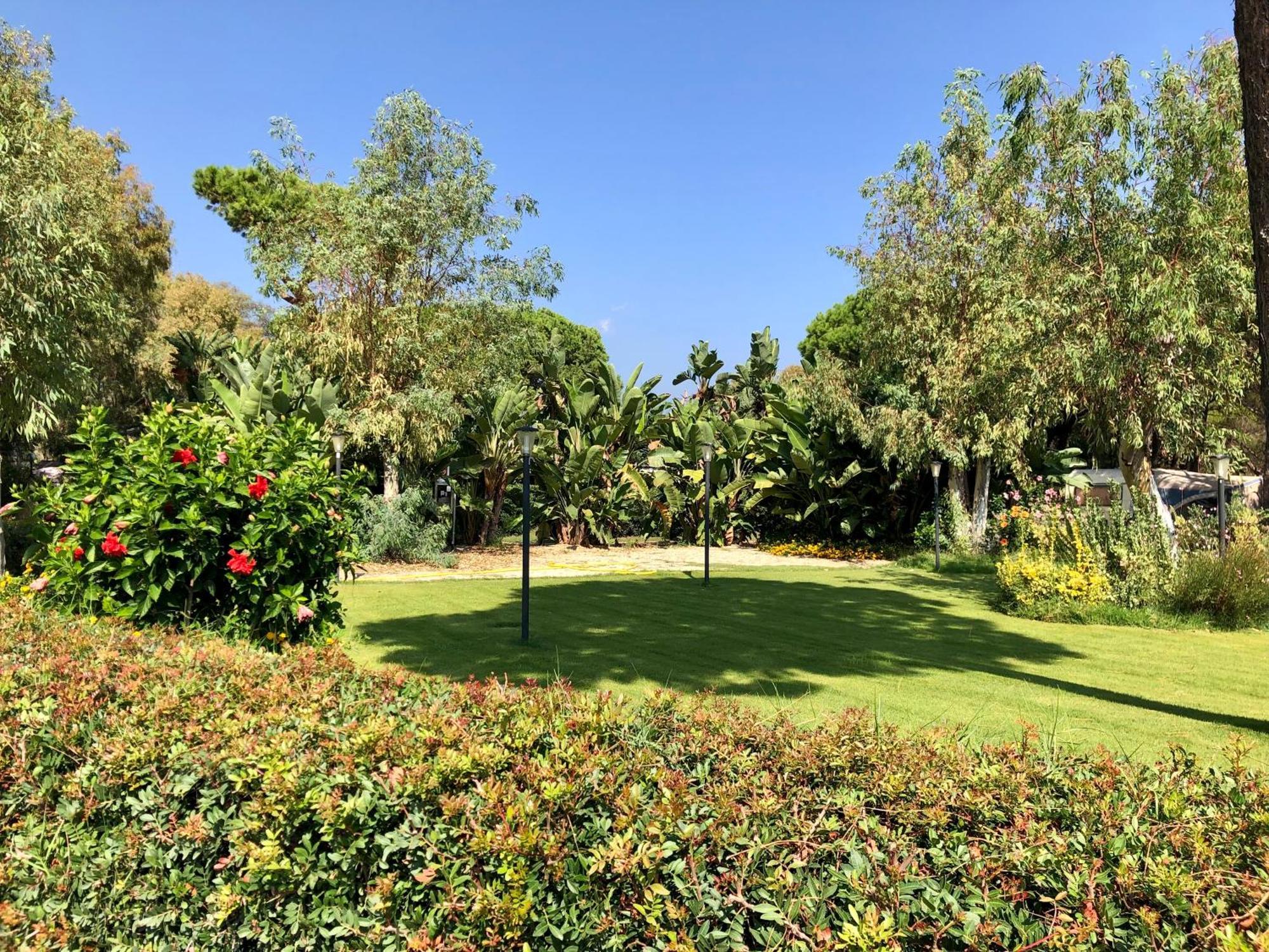 Camping Cala D'Ostia Пула Экстерьер фото